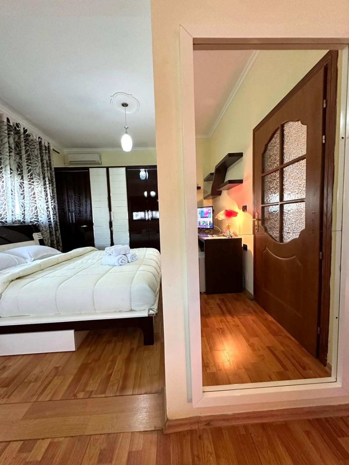Guest House Pulake 培拉特 外观 照片