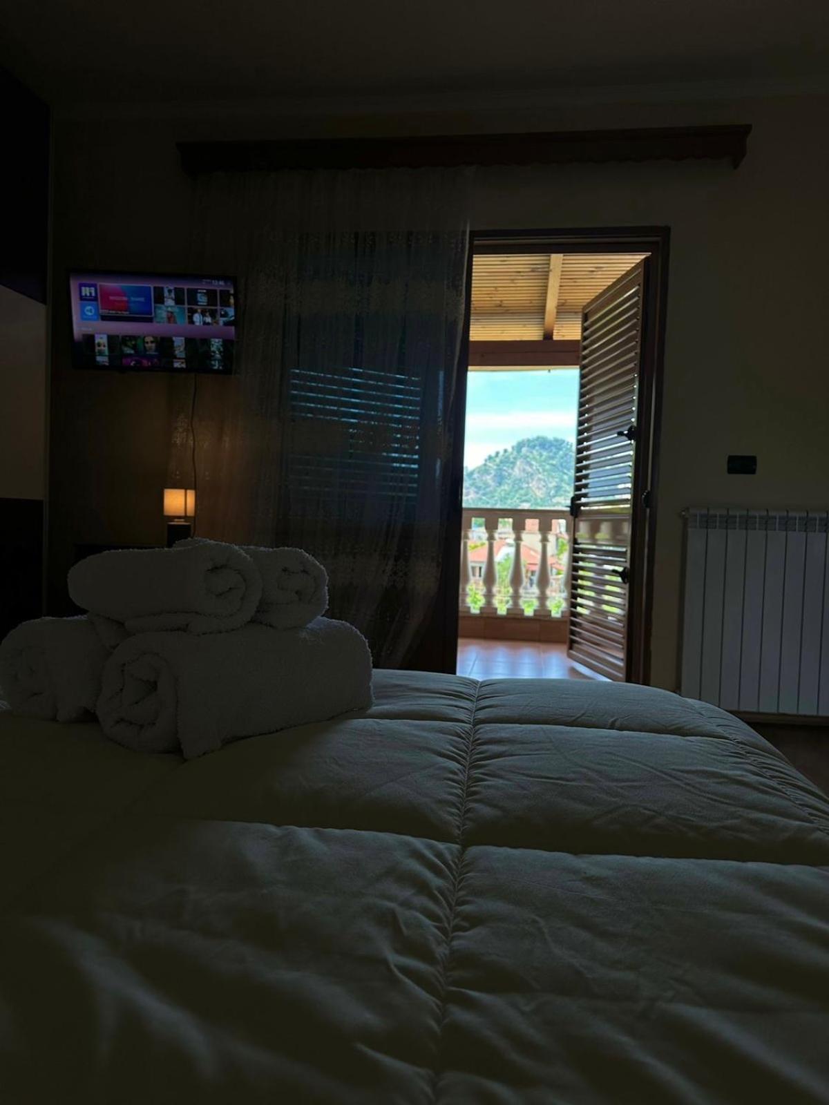 Guest House Pulake 培拉特 外观 照片