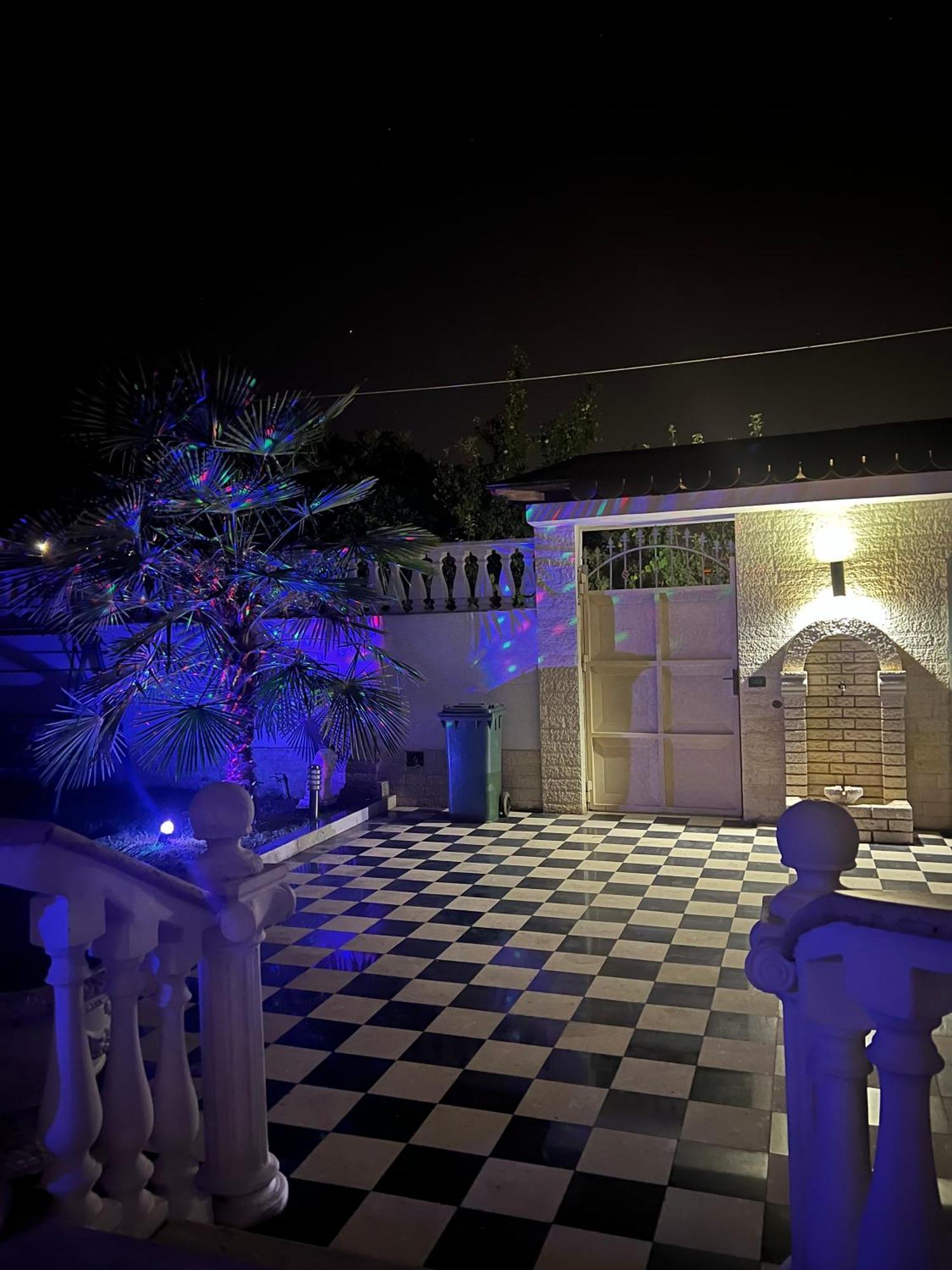 Guest House Pulake 培拉特 外观 照片